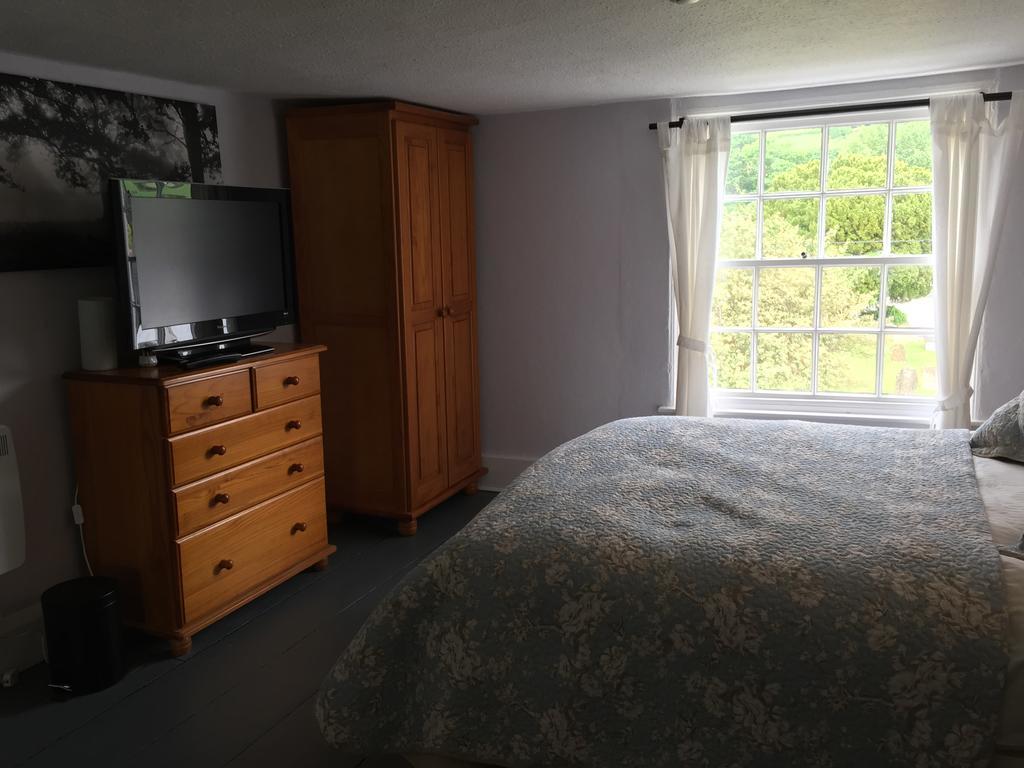 Red Lion Inn Sidbury Экстерьер фото