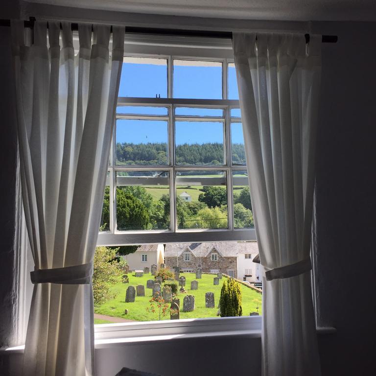 Red Lion Inn Sidbury Экстерьер фото